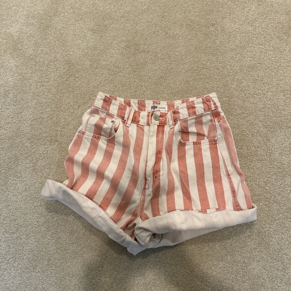 Levi's Women's Striped Shorts - Red and White